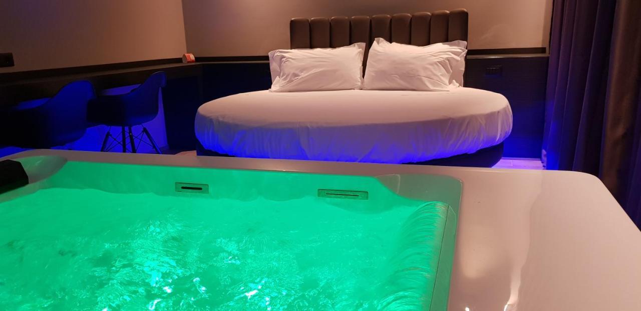 Leoni Hotel & Private Spa Città Sant'Angelo Eksteriør billede